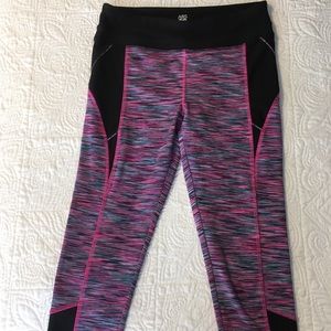 ABS workout capris size small.